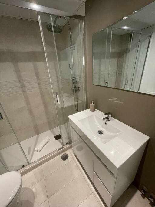 Apartamento IV Alcalaretiro Ideal Parejas Madrid Esterno foto